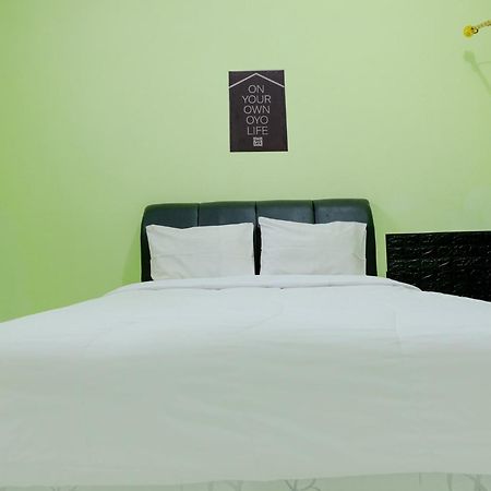 טולונגאגונג Oyo Life 2508 Alba Suites Homestay Syariah מראה חיצוני תמונה