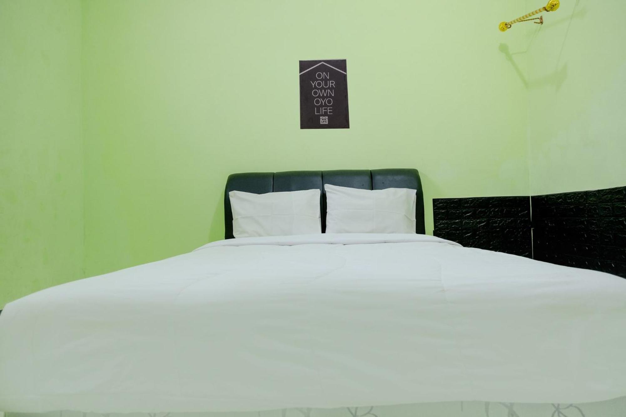 טולונגאגונג Oyo Life 2508 Alba Suites Homestay Syariah מראה חיצוני תמונה