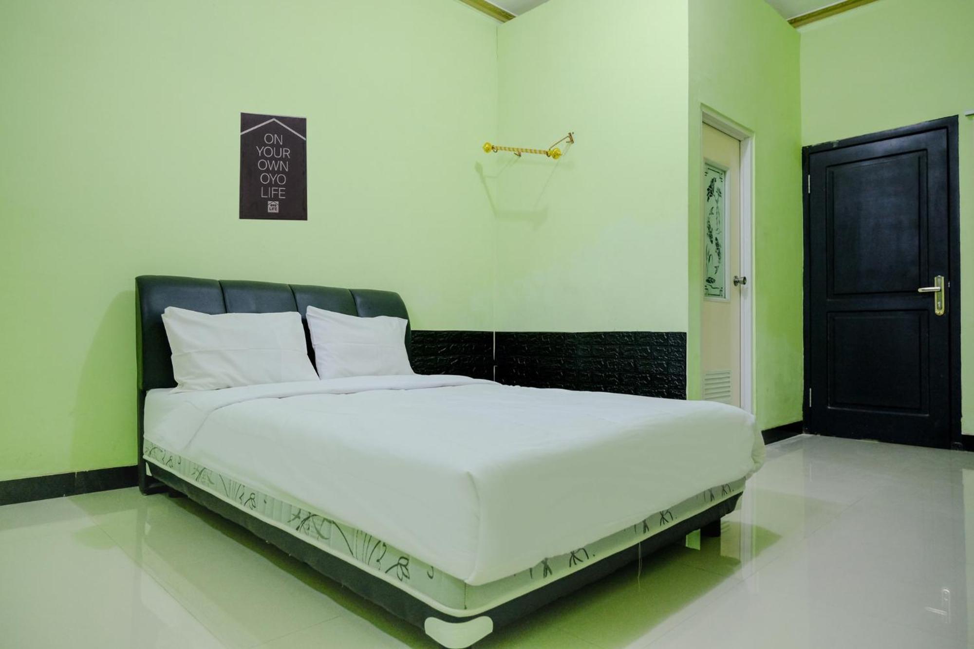 טולונגאגונג Oyo Life 2508 Alba Suites Homestay Syariah מראה חיצוני תמונה